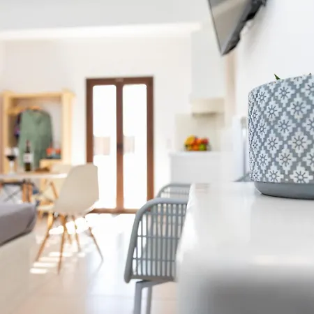 Depis Place And Apartments アパート Naxos City