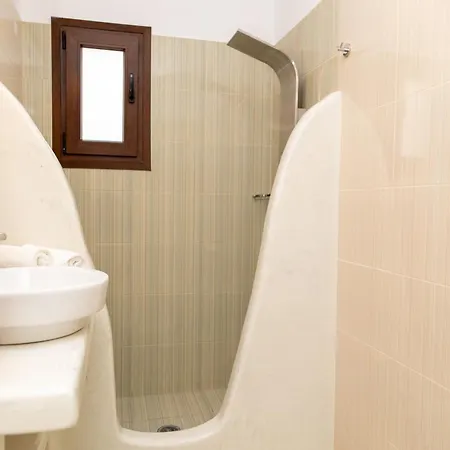 Depis Place And Apartments Naxos City