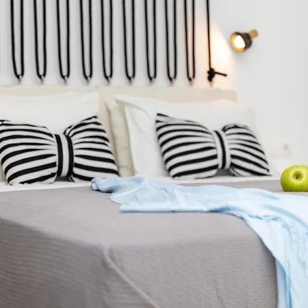 Depis Place And Apartments アパート Naxos City