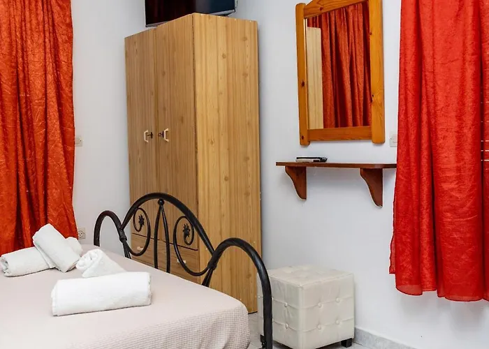 Apartment John's Economy *